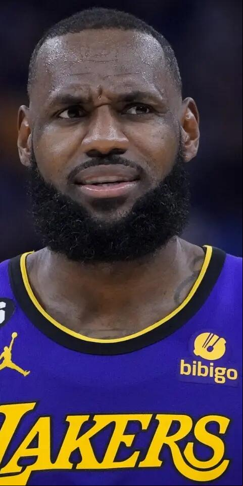 The Lakers take on the Clippers on Thursday night.