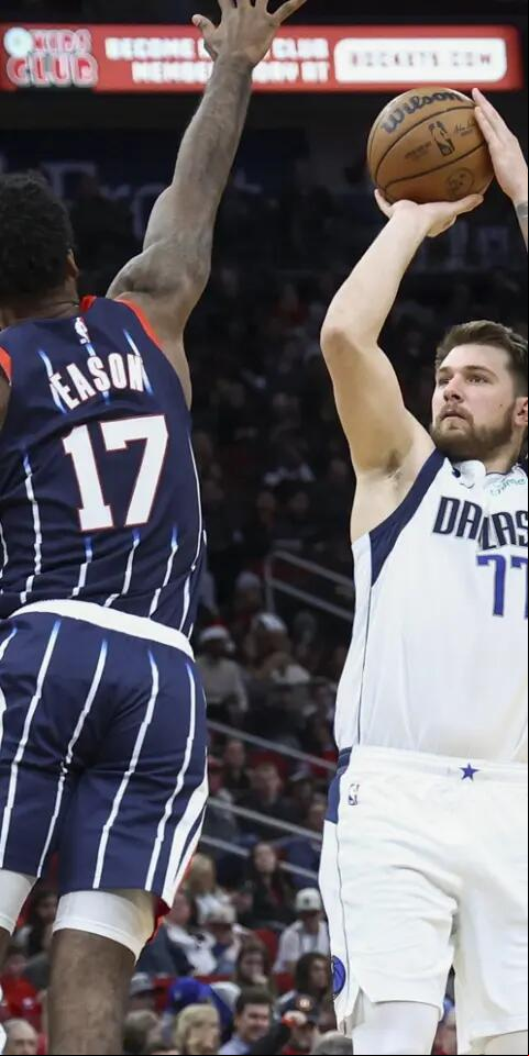 Luka Doncic's Mavericks favored in our Mavericks vs Lakers picks and odds