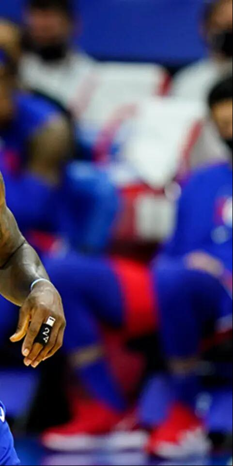 LeBron James' Lakers are favored in the Memphis vs Los Angeles odds