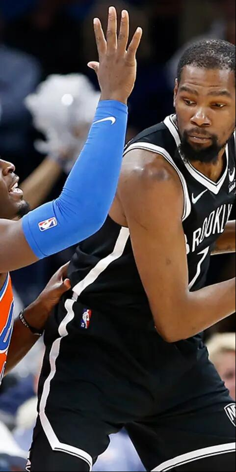 Kevin Durant and the Nets are favored Tuesday night in Warriors-Nets betting odds.